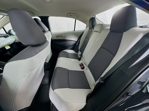 Used 2026 Toyota Corolla LE image 27