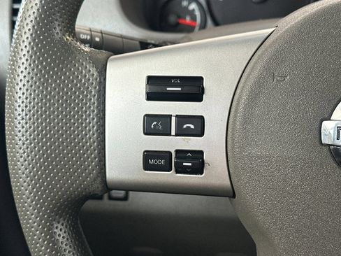 Used 2020 Nissan Frontier SV w/ SV Utility Package RWD image 27