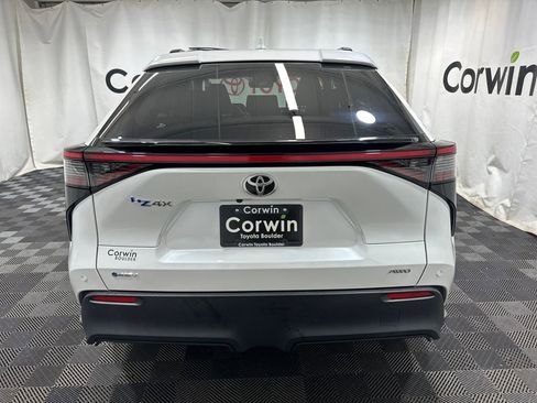 Used 2024 Toyota bZ4X XLE w/ Weather Package image 4