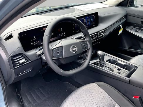 New 2026 Nissan Sentra SV w/ SV Convenience Package FWD image 8