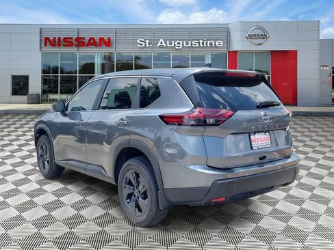 New 2026 Nissan Rogue SV FWD image 4