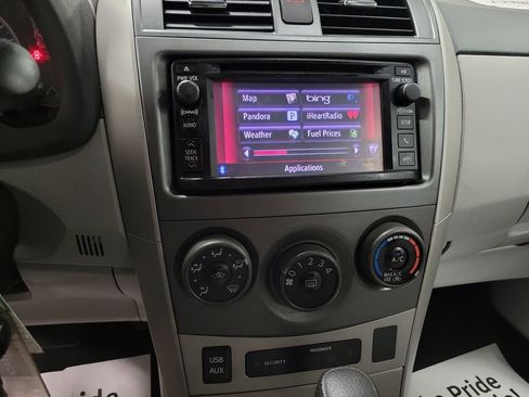 Used 2012 Toyota Corolla LE image 14