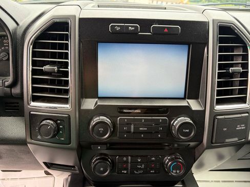 Used 2015 Ford F150 XLT w/ Equipment Group 302A Luxury AWD/4WD image 11