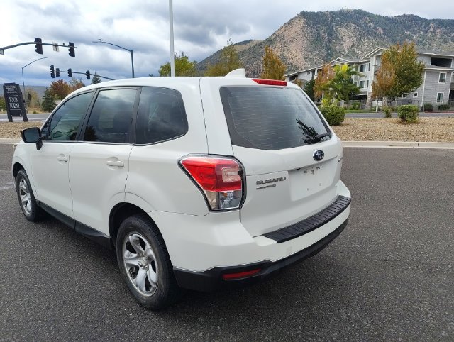Used 2018 Subaru Forester 2.5i AWD/4WD image 5