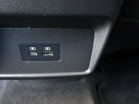 Used 2021 Nissan Rogue SV image 52