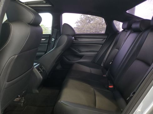 Used 2020 Honda Accord Sport image 7