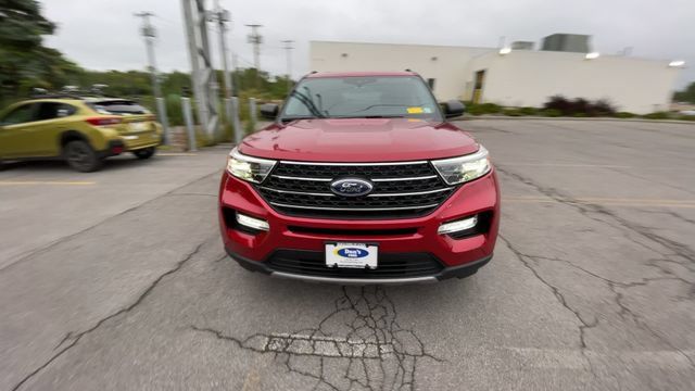 Certified 2023 Ford Explorer XLT w/ Equipment Group 202A AWD/4WD image 3