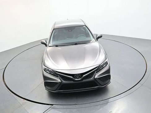 Used 2024 Toyota Camry SE image 22