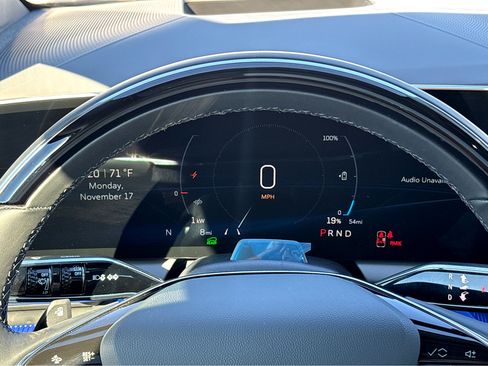 New 2026 Cadillac Optiq Luxury 2 image 5