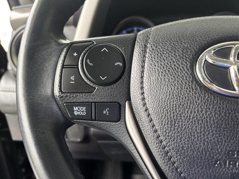 Used 2018 Toyota RAV4 XLE image 16