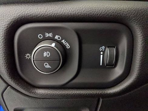Used 2023 RAM 1500 Big Horn AWD/4WD image 13