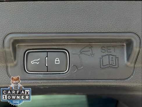 Used 2021 Ford Explorer Platinum w/ Equipment Group 601A image 25