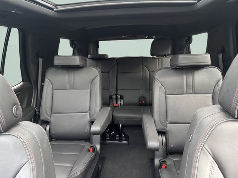 Used 2025 Chevrolet Tahoe RST w/ Comfort Package AWD/4WD image 18