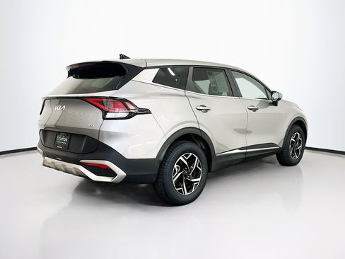 Used 2025 Kia Sportage LX image 9