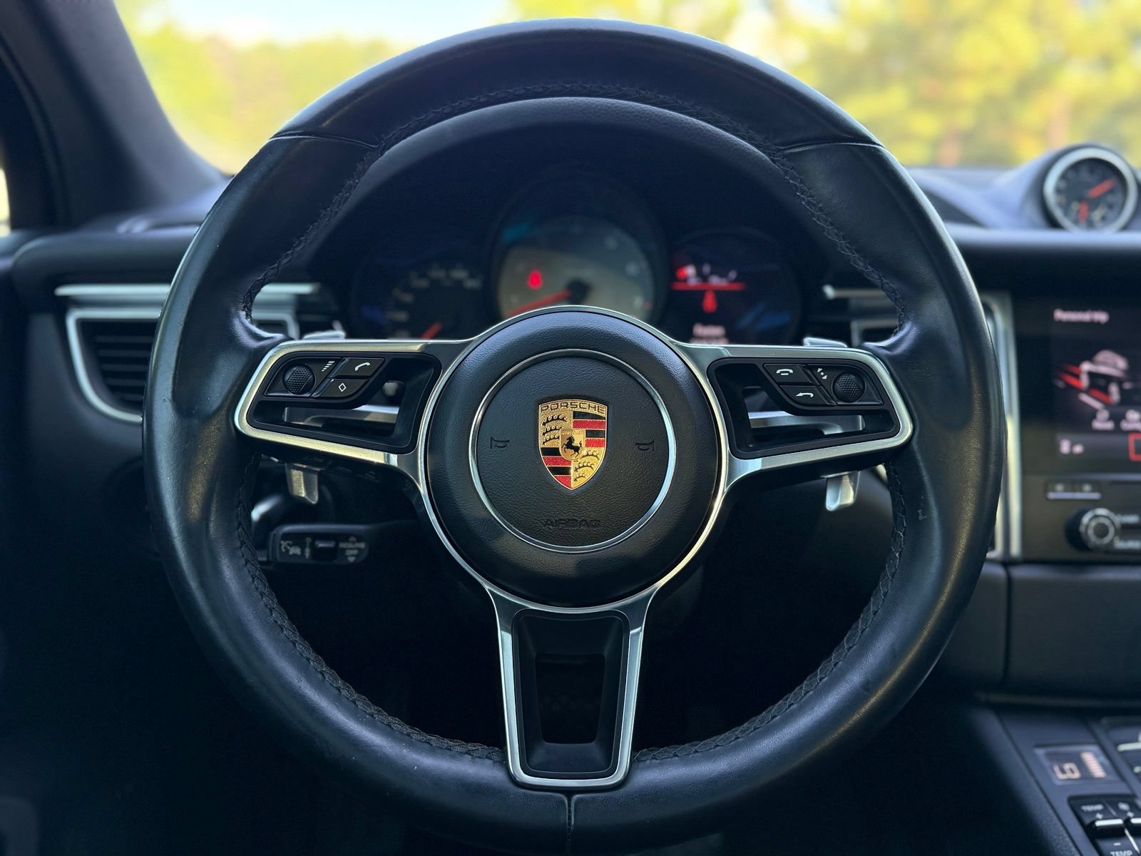 Used 2018 Porsche Macan S AWD/4WD image 25