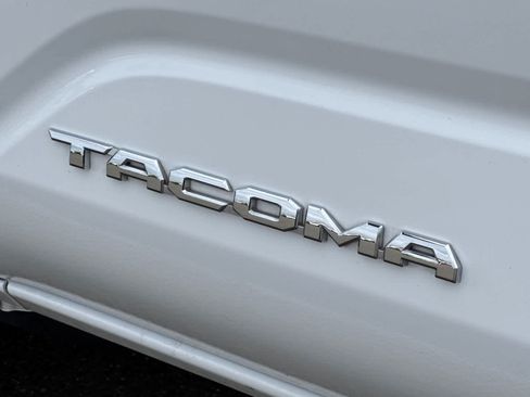Used 2024 Toyota Tacoma SR5 RWD image 30