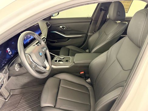 Used 2024 BMW 330i xDrive Sedan AWD/4WD image 5