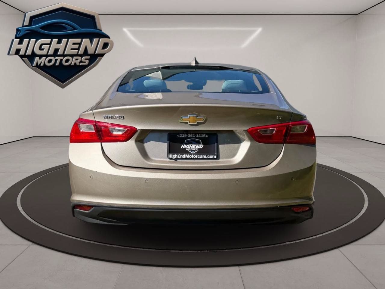 Used 2025 Chevrolet Malibu LT FWD image 4