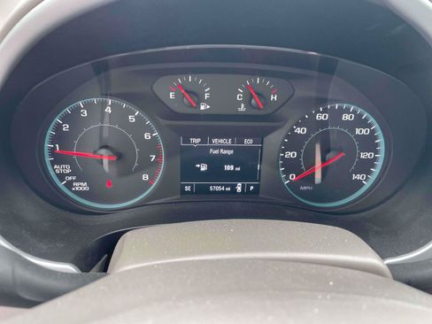 Used 2024 Chevrolet Malibu LT FWD image 9