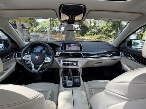 Used 2016 BMW 740i RWD image 36