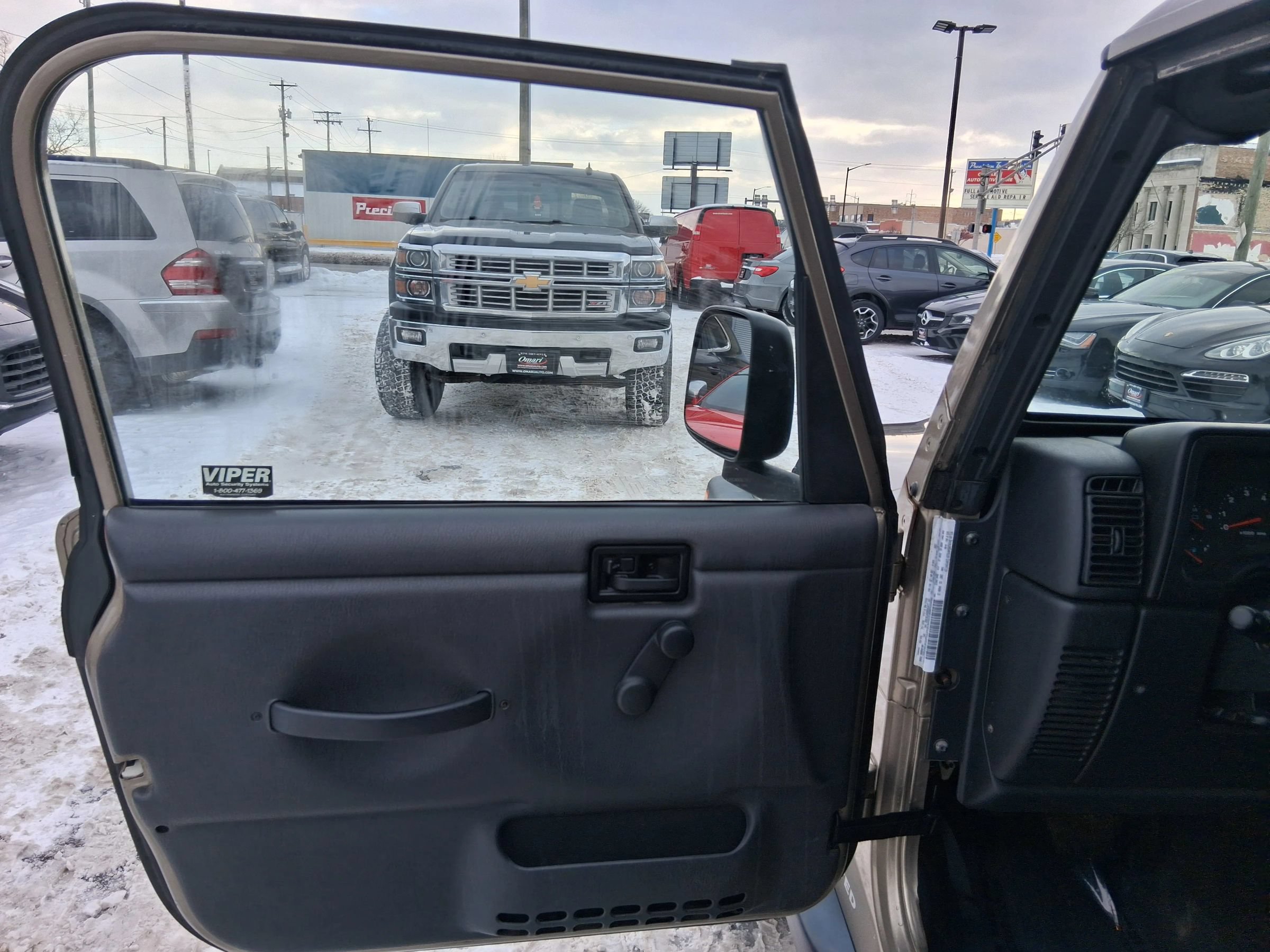 Used 2004 Jeep Wrangler 4WD image 11