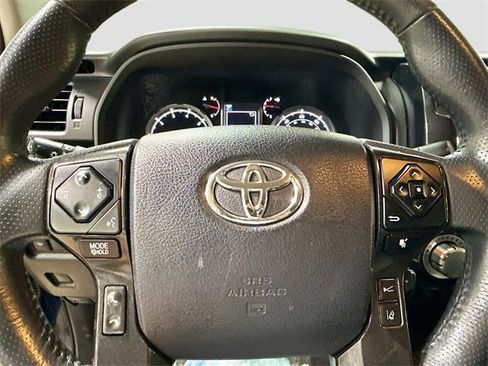 Used 2020 Toyota 4Runner TRD Off-Road image 13