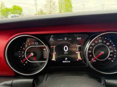 Used 2022 Jeep Gladiator Rubicon w/ LED Lighting Group AWD/4WD image 19