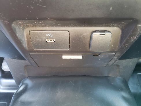Used 2016 Ford F150 XL w/ Equipment Group 101A Mid AWD/4WD image 15