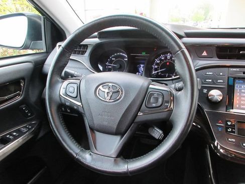 Used 2015 Toyota Avalon XLE Touring FWD image 22