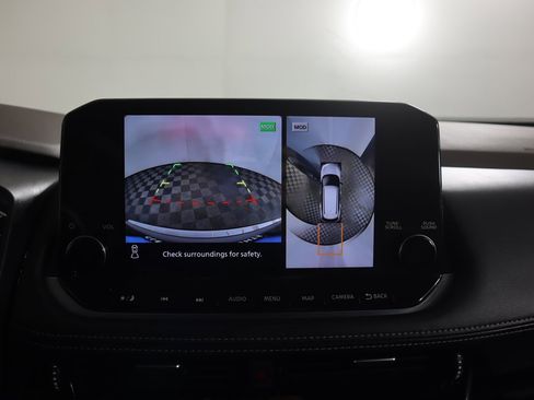 Used 2023 Nissan Rogue SL w/ SL Premium Package image 50