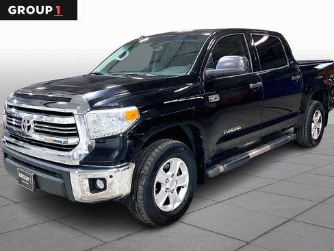 Used 2016 Toyota Tundra SR5 w/ SR5 Upgrade Package image 1