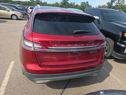 Used 2019 Lincoln Nautilus Reserve AWD/4WD image 3