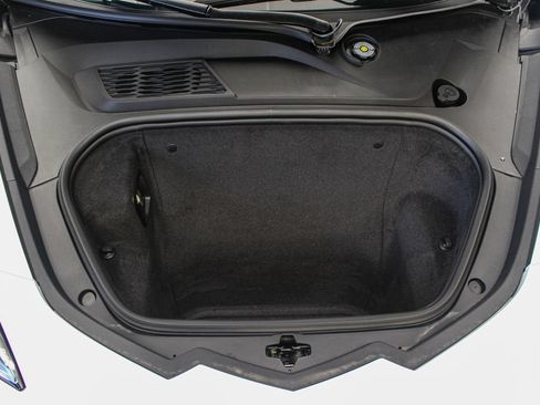Used 2022 Chevrolet Corvette Stingray Premium Cpe w/ Z51 Performance Package RWD image 13