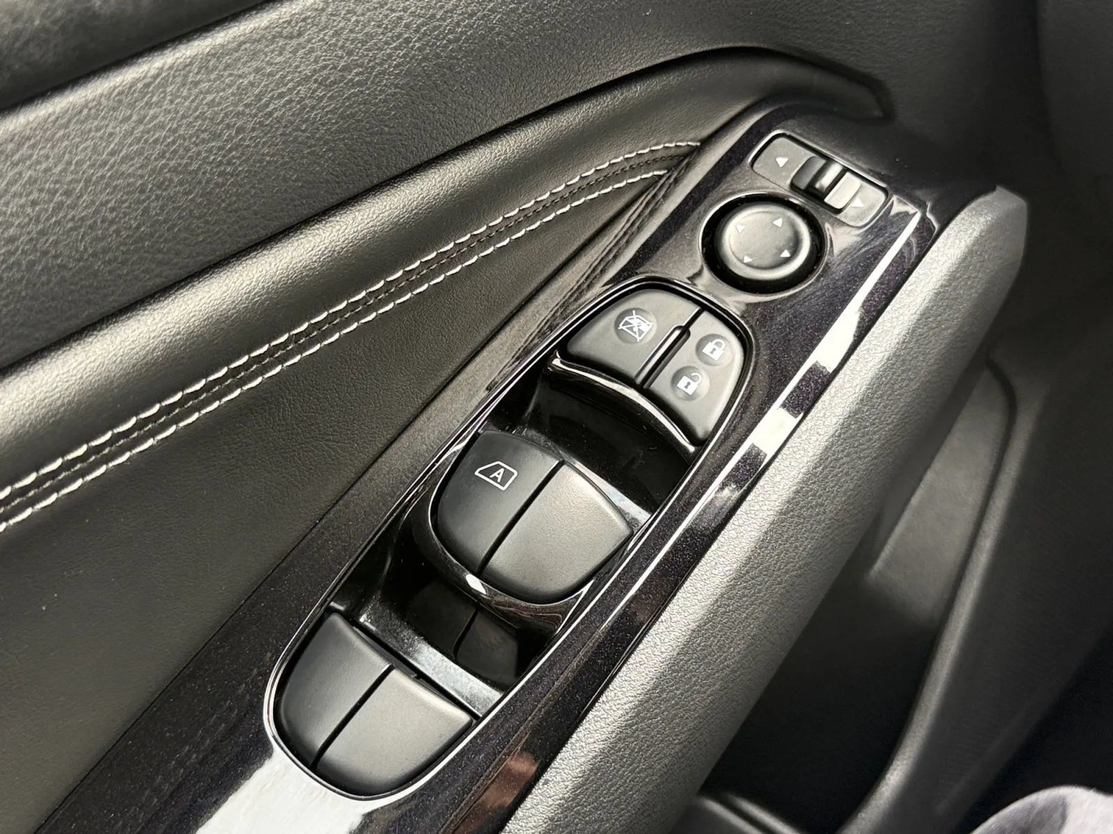 Used 2021 Nissan Altima 2.5 SV FWD image 39