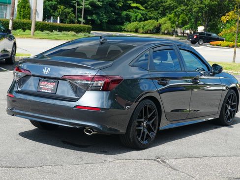 Used 2025 Honda Civic Sport image 5