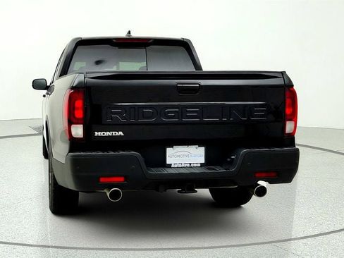 Used 2024 Honda Ridgeline Black Edition image 6