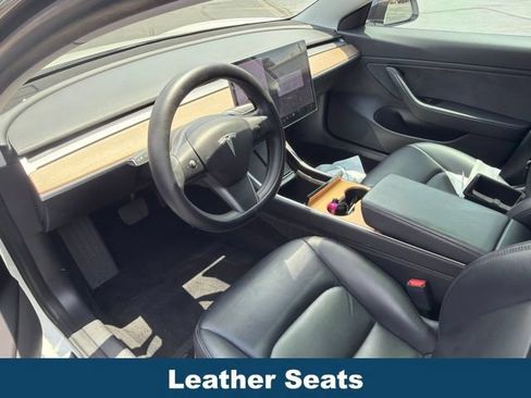 Used 2019 Tesla Model 3 Standard Range Plus RWD image 4