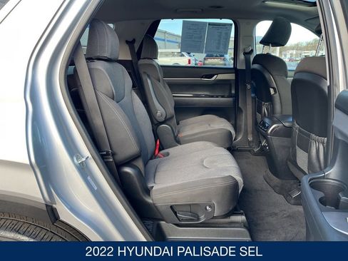 Used 2022 Hyundai Palisade SEL w/ Convenience Package AWD/4WD image 17