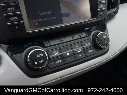 Used 2018 Toyota RAV4 XLE FWD image 21