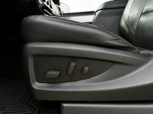 Used 2018 Chevrolet Silverado 1500 LTZ Z71 w/ LTZ Plus Package AWD/4WD image 27