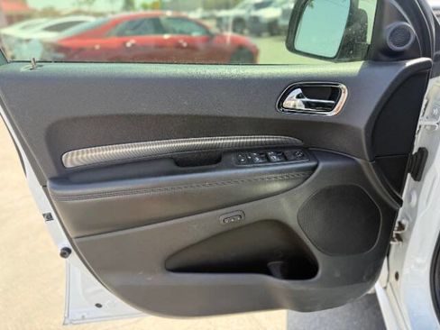 Used 2019 Dodge Durango GT image 9