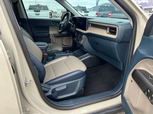 Certified 2025 Ford Maverick Lariat image 15