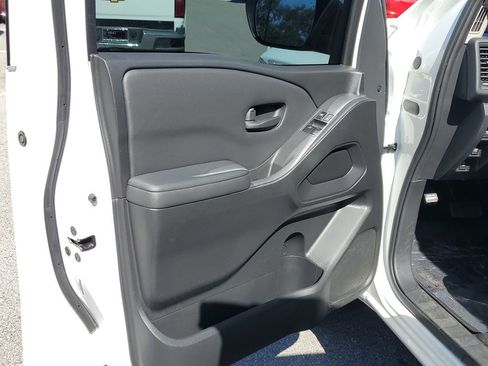 Used 2022 Nissan Frontier S w/ Technology Package image 11