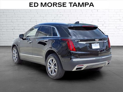 Certified 2023 Cadillac XT5 Premium Luxury w/ Technology Package FWD image 3