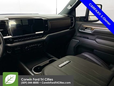Used 2024 Chevrolet Silverado 2500 High Country w/ High Country Premium Package AWD/4WD image 29