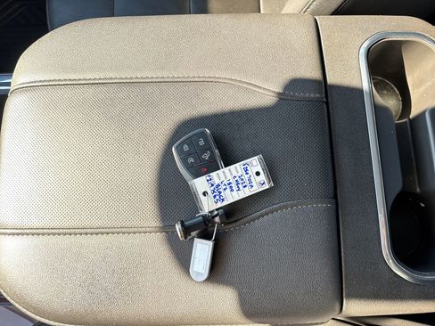 Used 2023 Chevrolet Silverado 1500 LTZ image 30