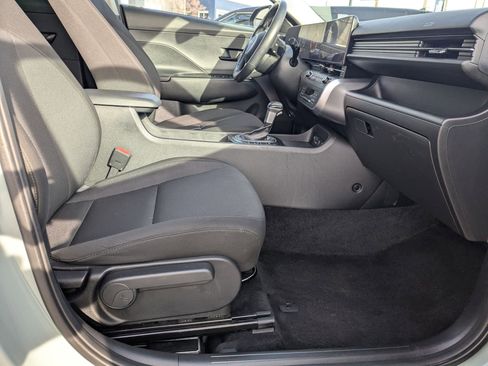 Certified 2025 Hyundai Kona SEL image 31