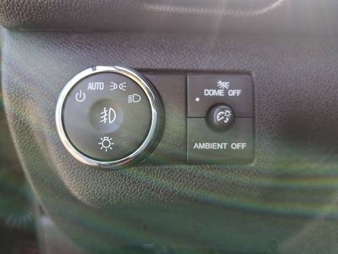 Used 2015 Chevrolet Traverse LT AWD/4WD image 19