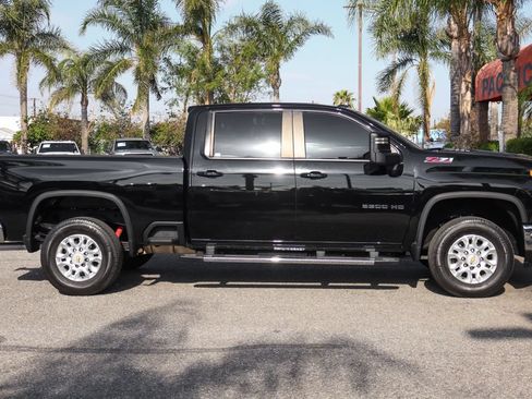 Used 2024 Chevrolet Silverado 2500 LT w/ Convenience Package AWD/4WD image 11