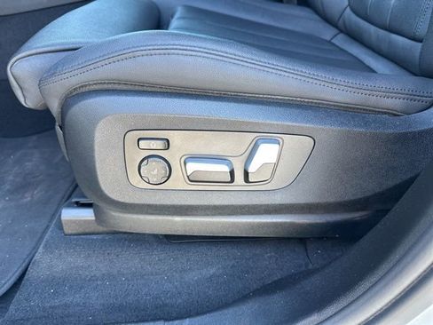 Used 2020 BMW X5 sDrive40i w/ Premium Package image 9